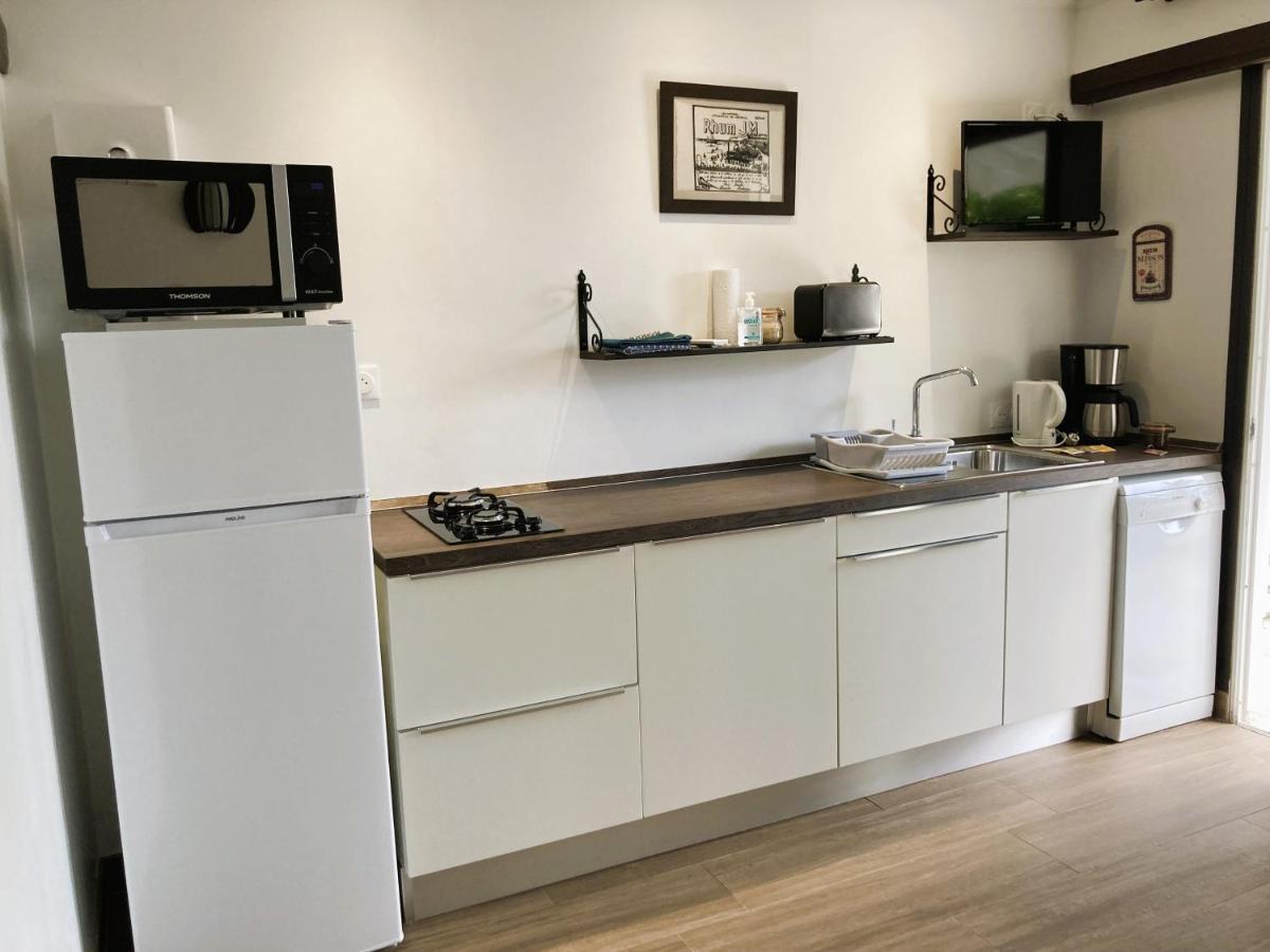 Апартаменты Habitation Desrosiers Ле-Труаз-Иле Экстерьер фото